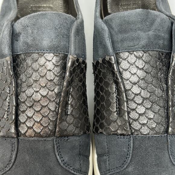 Johnston & Murphy Women's Pewter Gray Slip-On Sneakers Size 9 - Picture 7 of 15